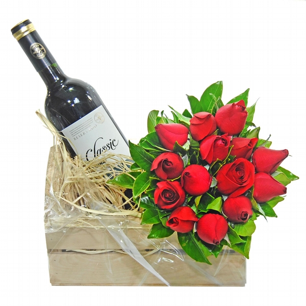 Vamos Brindar Meu Amor Vinho Flores e Muitos Amores