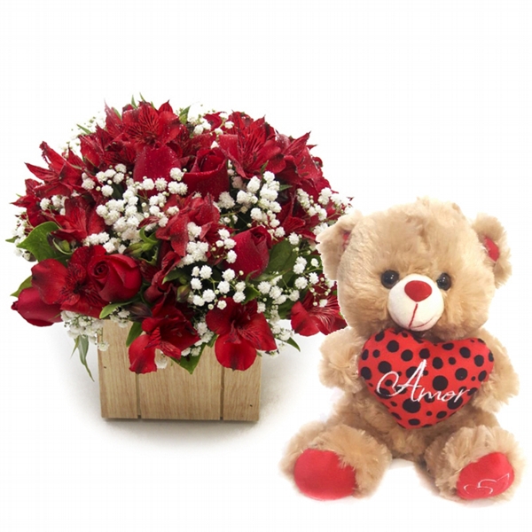 Arranjo de Rosas Vermelhas com Astromélias Vermelhas Com Urso De Pelúcia Pitchuc